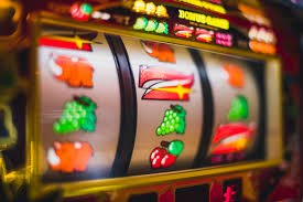 Permainan slot online terkenal di abad4d dengan tampilan mobile responsif